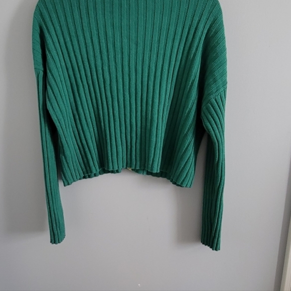 American Eagle AE Women’s Cropped Button Cardigan Size XS Ribbed Preppy - Picture 2 of 3